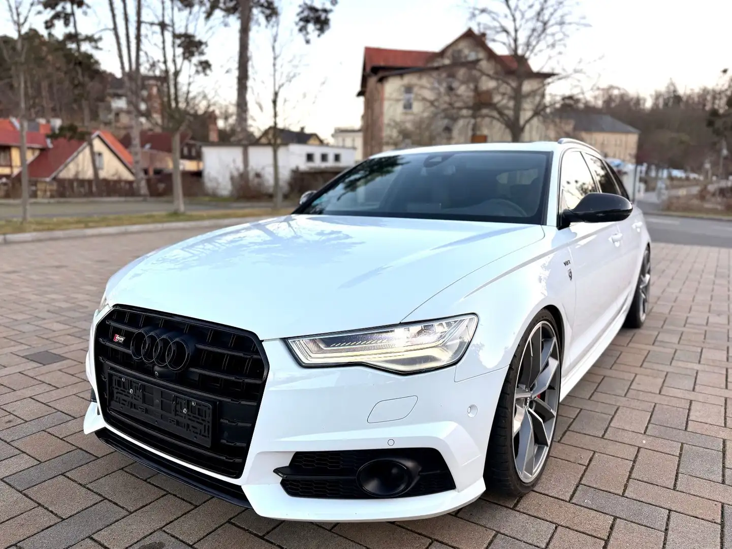 Audi S6 Avant 4.0 TFSI Weiß - 2