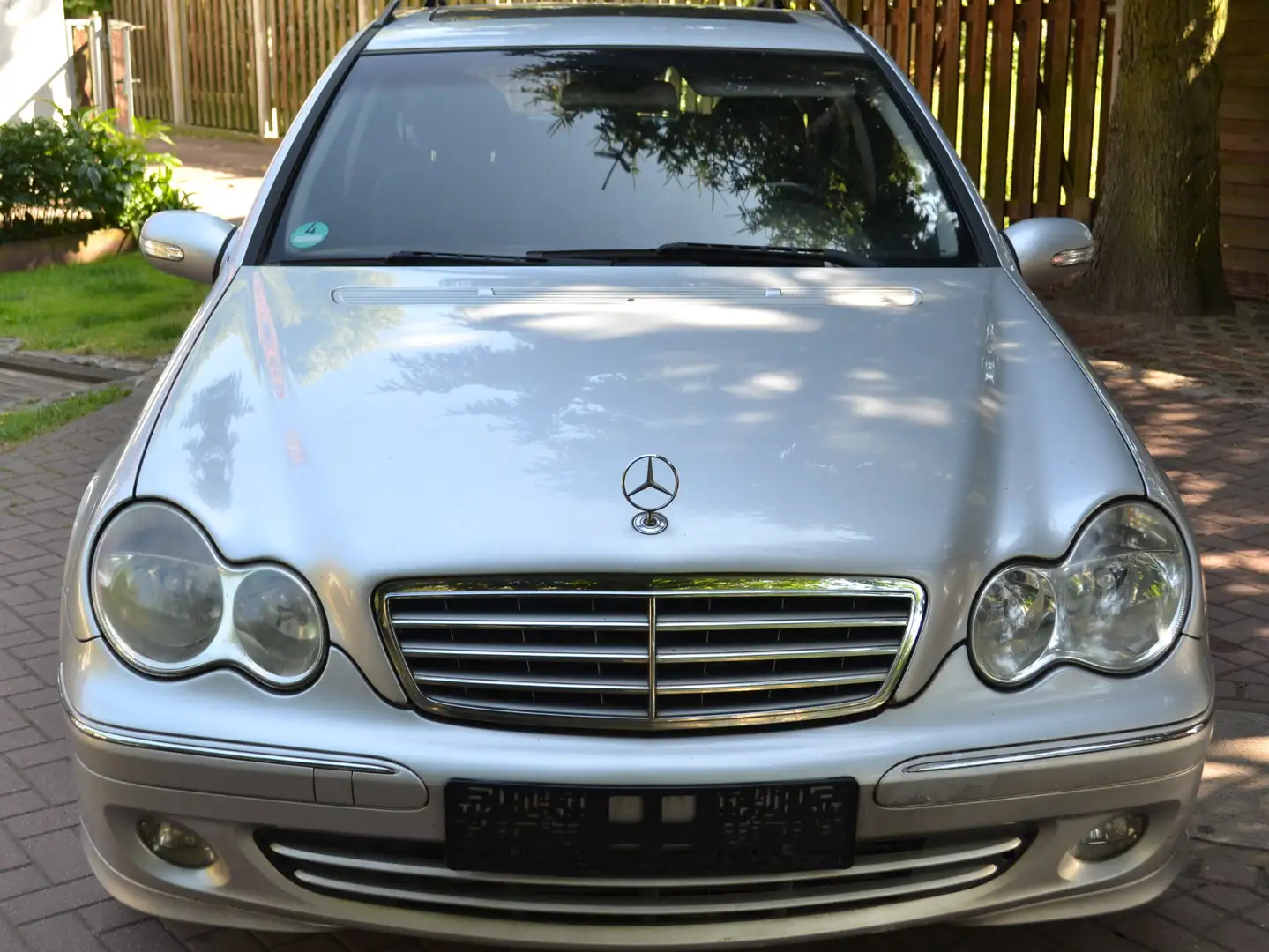 Mercedes-Benz C 200 C 200 T Kompr. (203)Autom. Klimaaut. 1.Hand!! Grau - 2