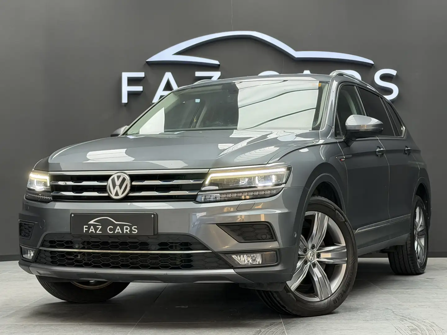 Volkswagen Tiguan Allspace 2.0 TDi SCR 4Motion Highline BMT DSG 7 PLACES Gris - 1
