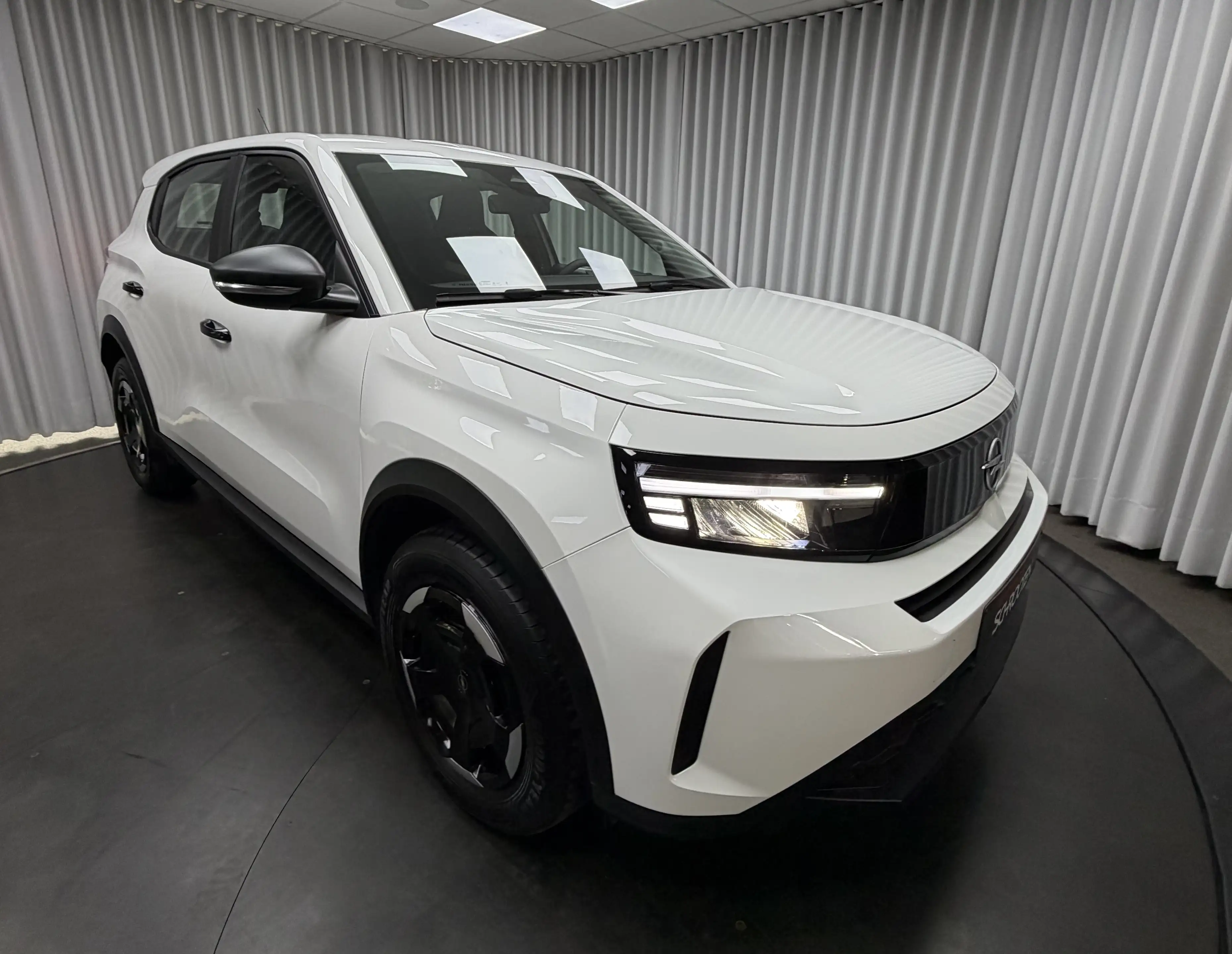 Opel Frontera — photo 7