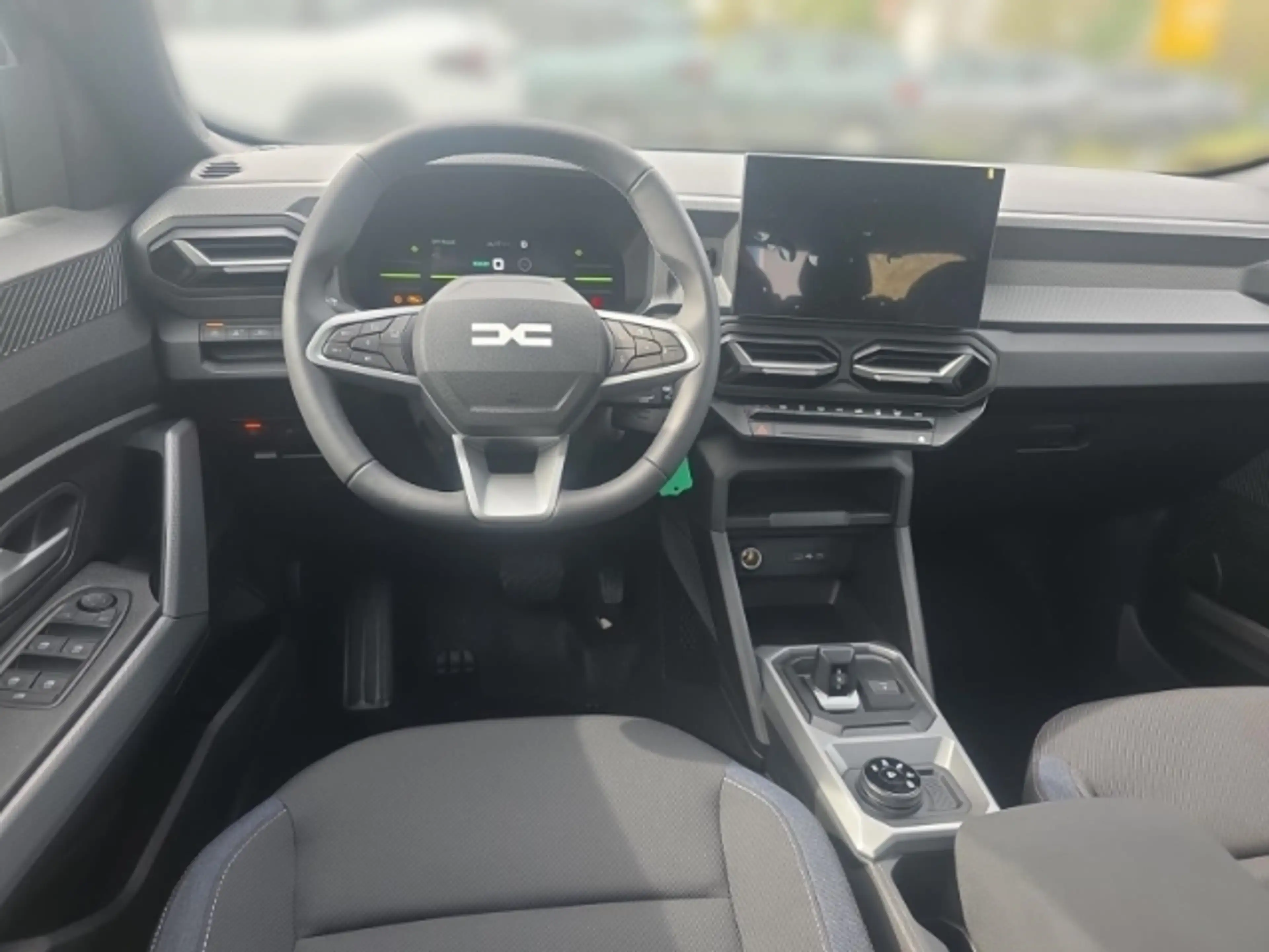 Dacia Duster Expression Hybrid-GAS 150 4x4+Winter-Paket+Automat — photo 10