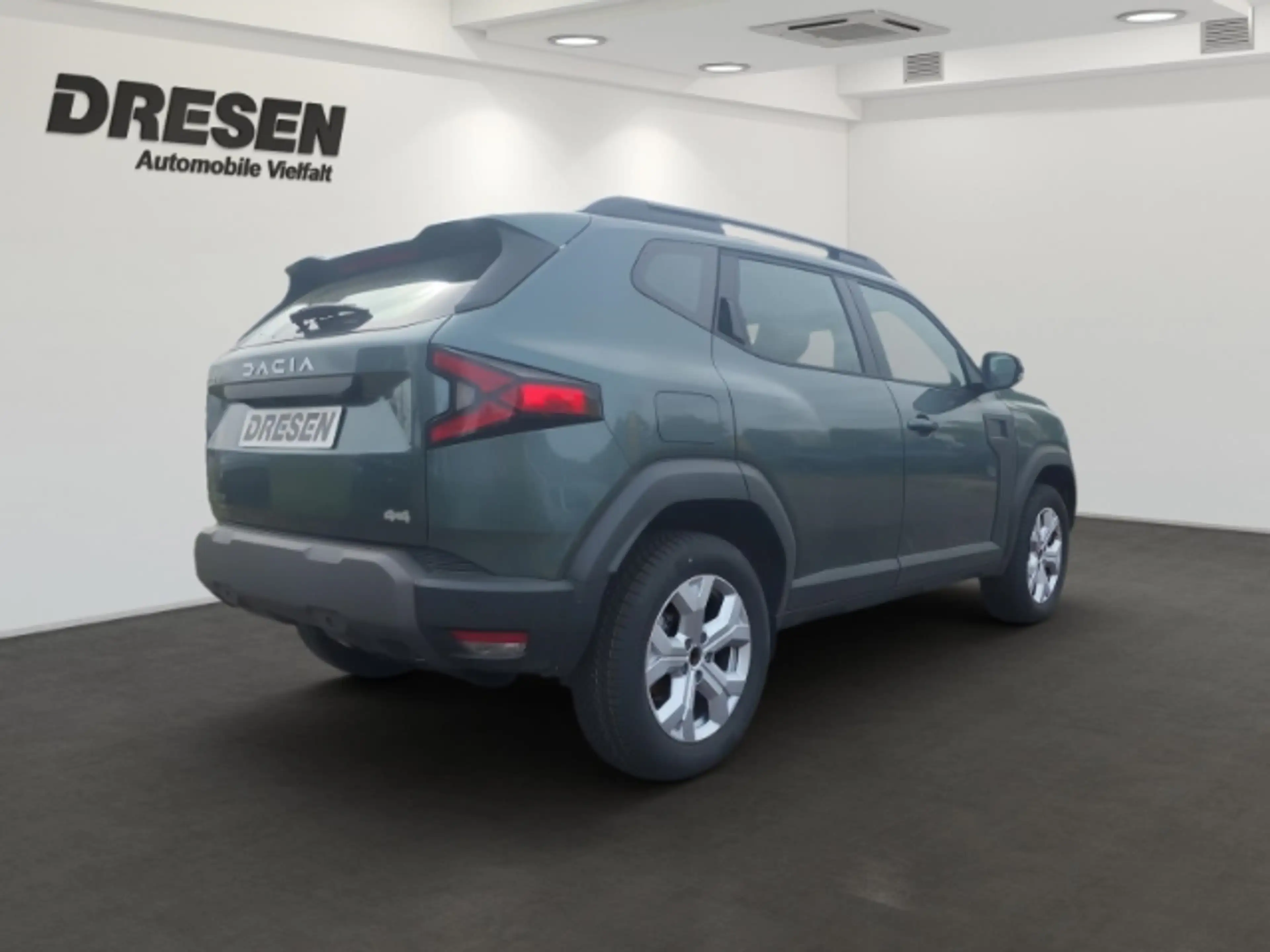 Dacia Duster Expression Hybrid-GAS 150 4x4+Winter-Paket+Automat — photo 3