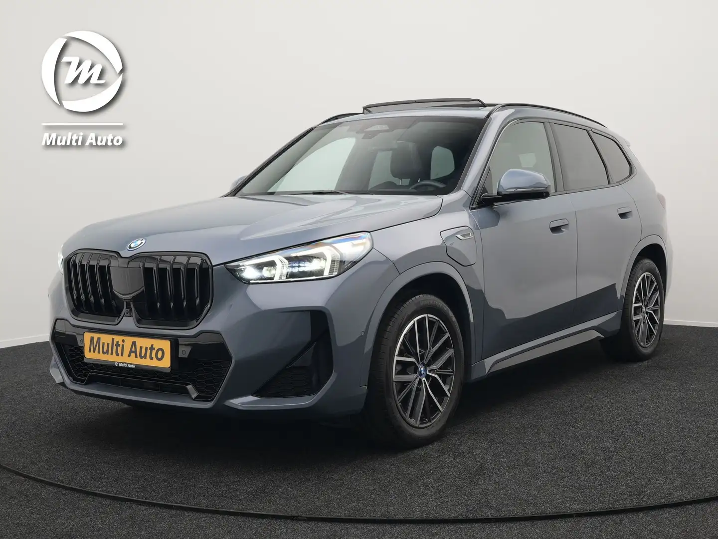 BMW X1 xDrive30e M-Sport Plug In Hybrid Storm Bay Metalli Grau - 1