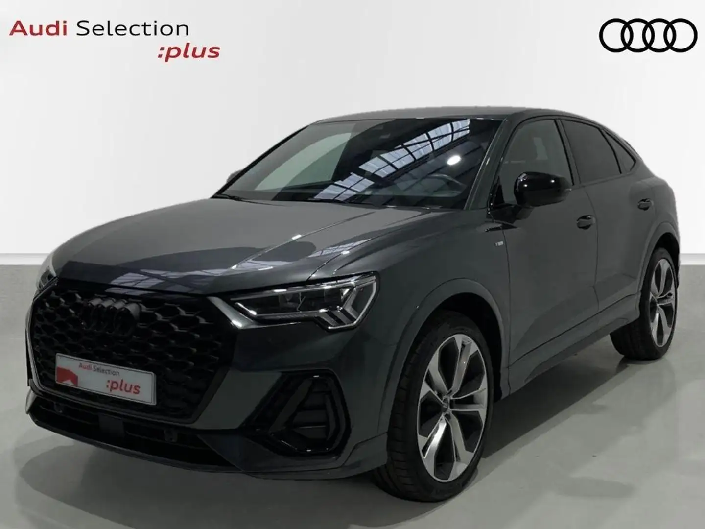 Audi Q3 Sportback 35 TFSI Black line S tronic Grau - 1