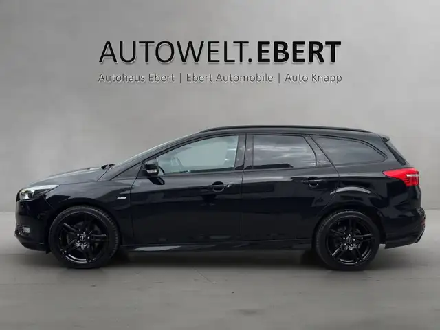 Ford Focus view 2