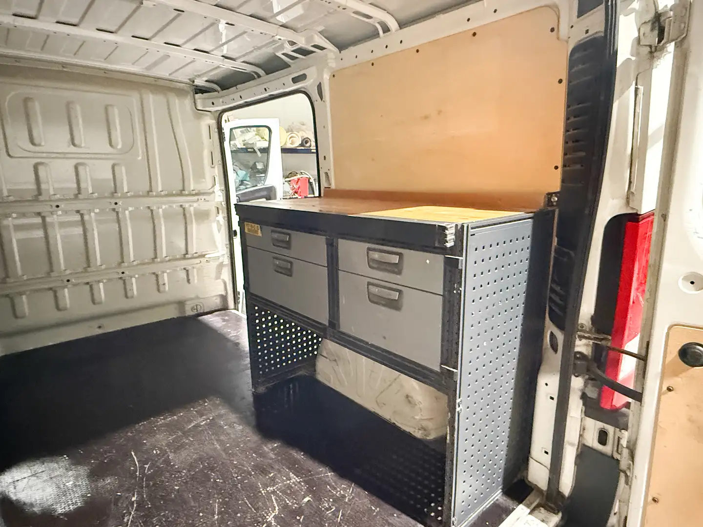 Peugeot Boxer HDi 333 L1H1 Komfort - 2