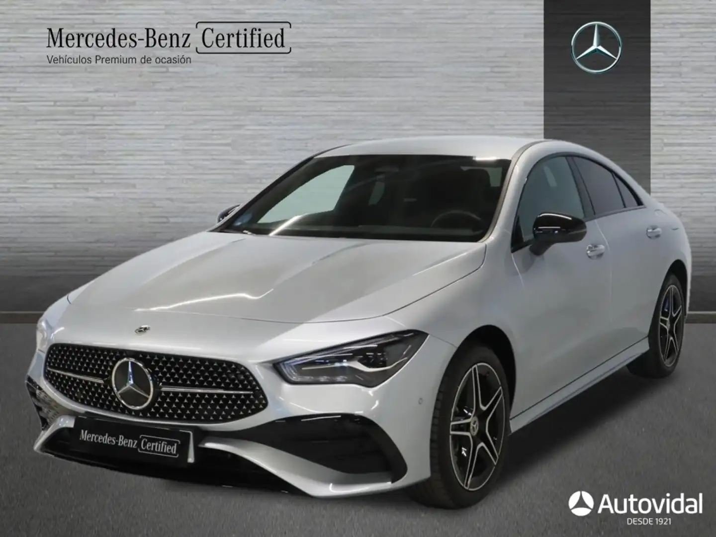 Mercedes-Benz CLA 250 250e 8G-DCT Plateado - 1