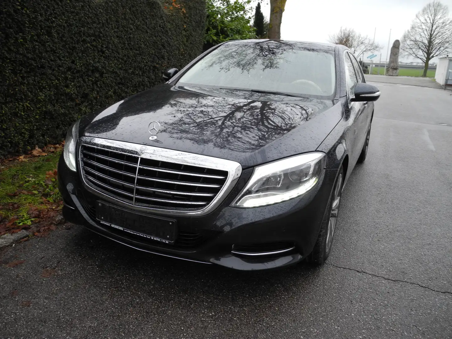 Mercedes-Benz S 300 S 300 BlueTec Hybrid / h (222.004) Schwarz - 2