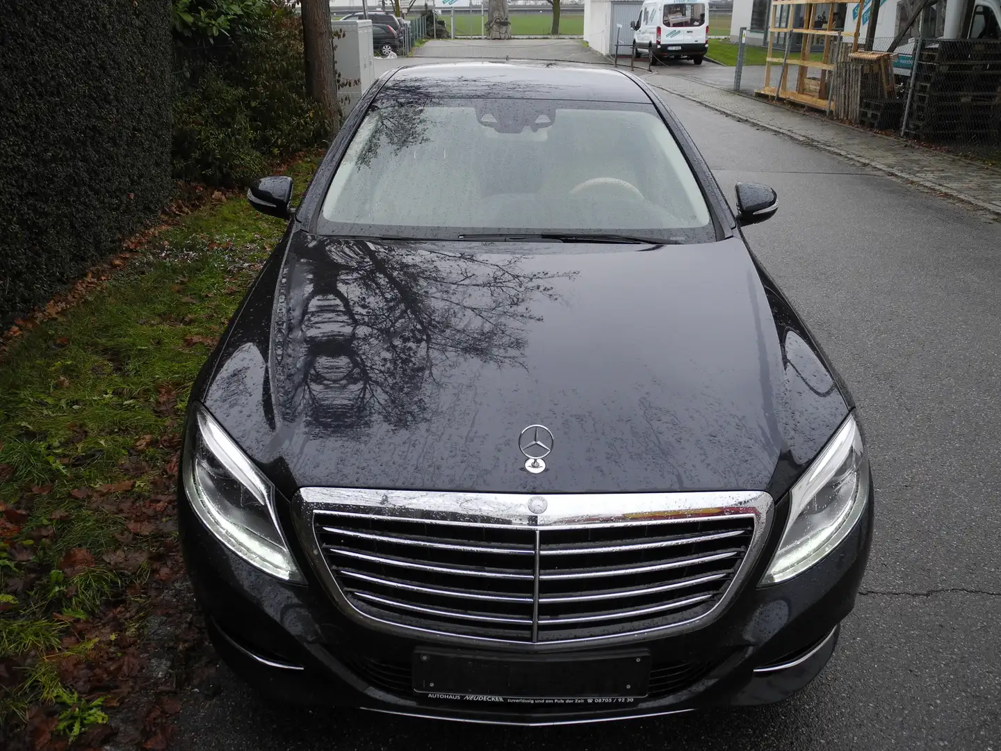 Mercedes-Benz S 300 S 300 BlueTec Hybrid / h (222.004) Schwarz - 1