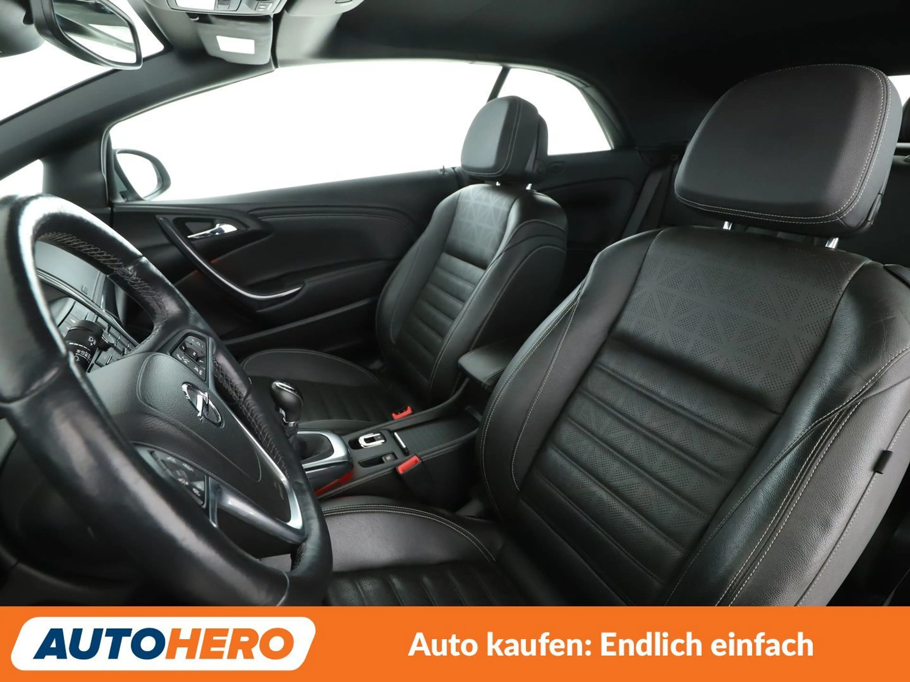 Opel Cascada 1.6 SIDI Turbo Ultimate ecoFlex*NAVI*XENON*CAM* — photo 10