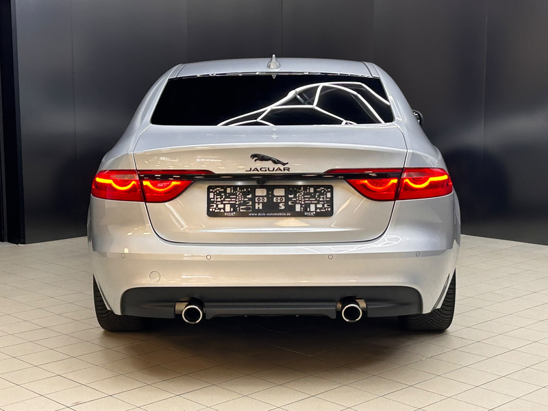 Jaguar XF Prestige PANO+VIRTU+LEDER+NAVI+SHZ+KAMER+19 — photo 6