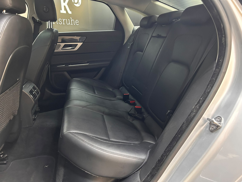 Jaguar XF Prestige PANO+VIRTU+LEDER+NAVI+SHZ+KAMER+19 — photo 10