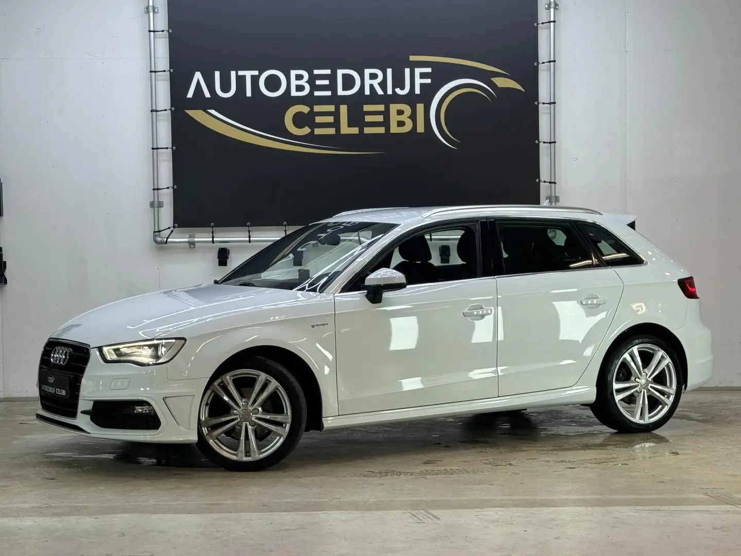 Audi A3 Sportback 1.4 TFSI Ambition Pro Line S g-tron 2014 Wit - 2