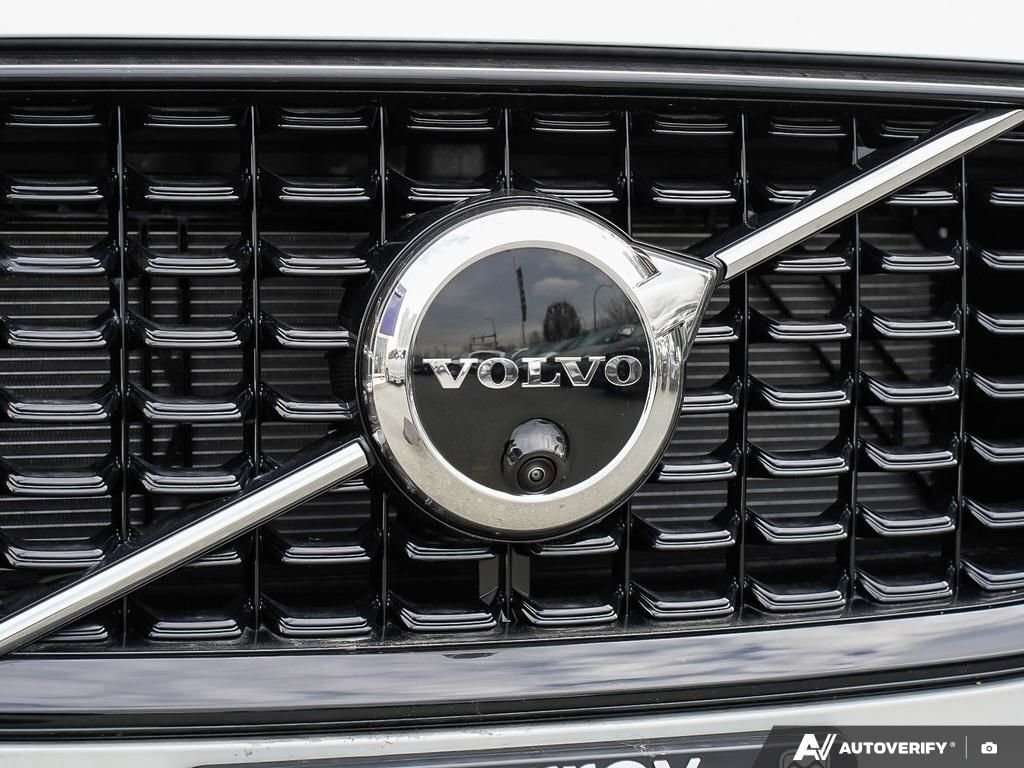 2025 Volvo XC60 Ultra DEMO Bowers & Wilkins Ultra Low Mileage thumb 8