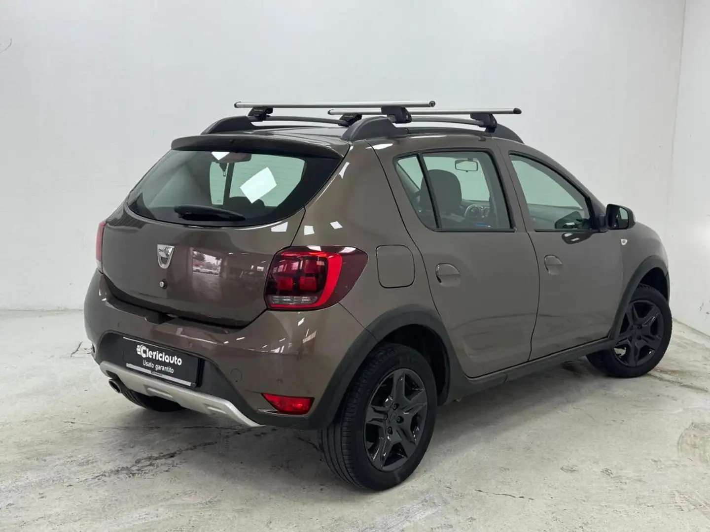 Dacia Sandero Stepway 1.0 TCe 100 CV ECO-G Comfort Bronzo - 2