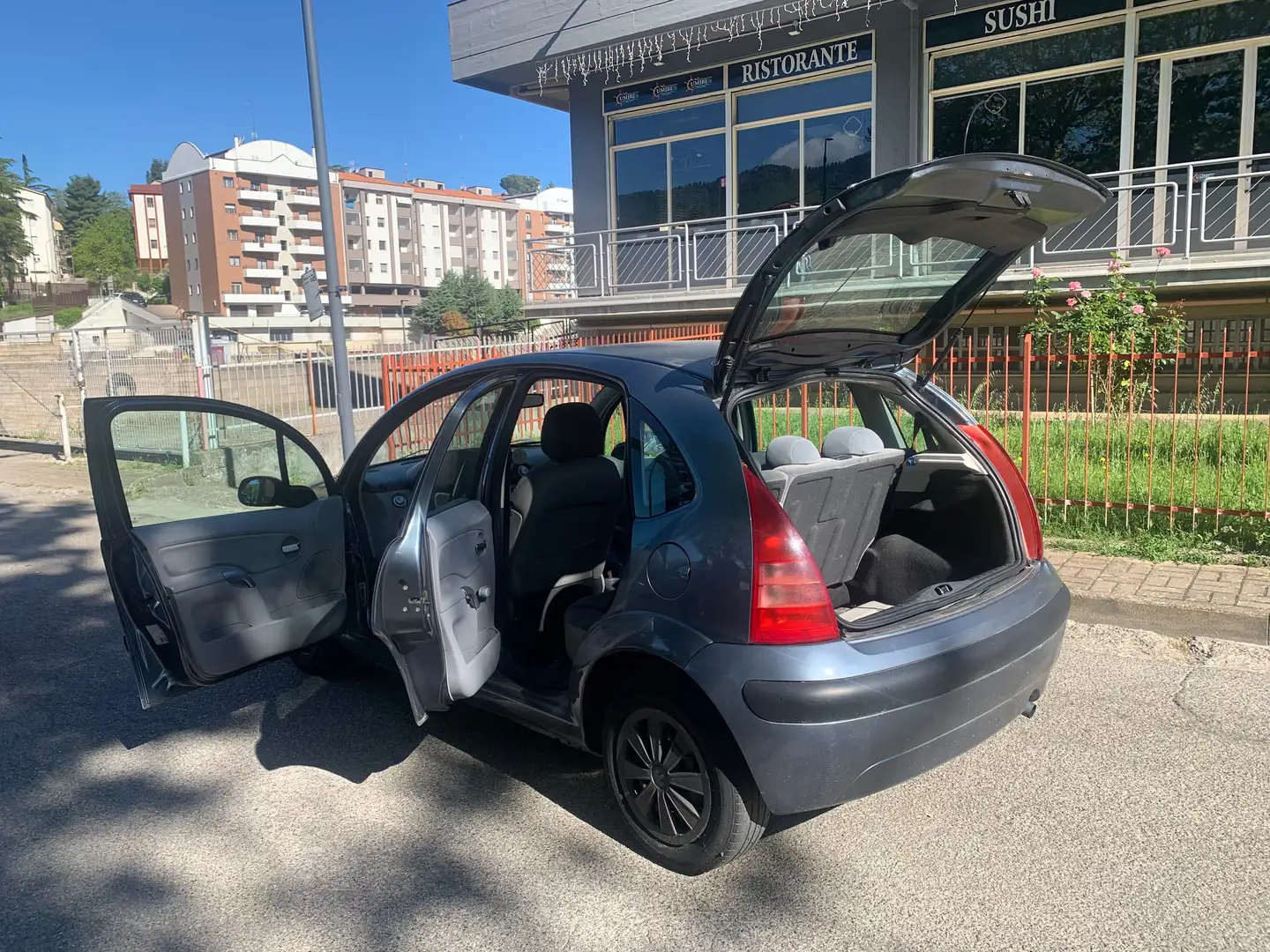 Citroen C3 C3 I 2002 1.4 hdi Ideal (classique) 70cv Grigio - 2