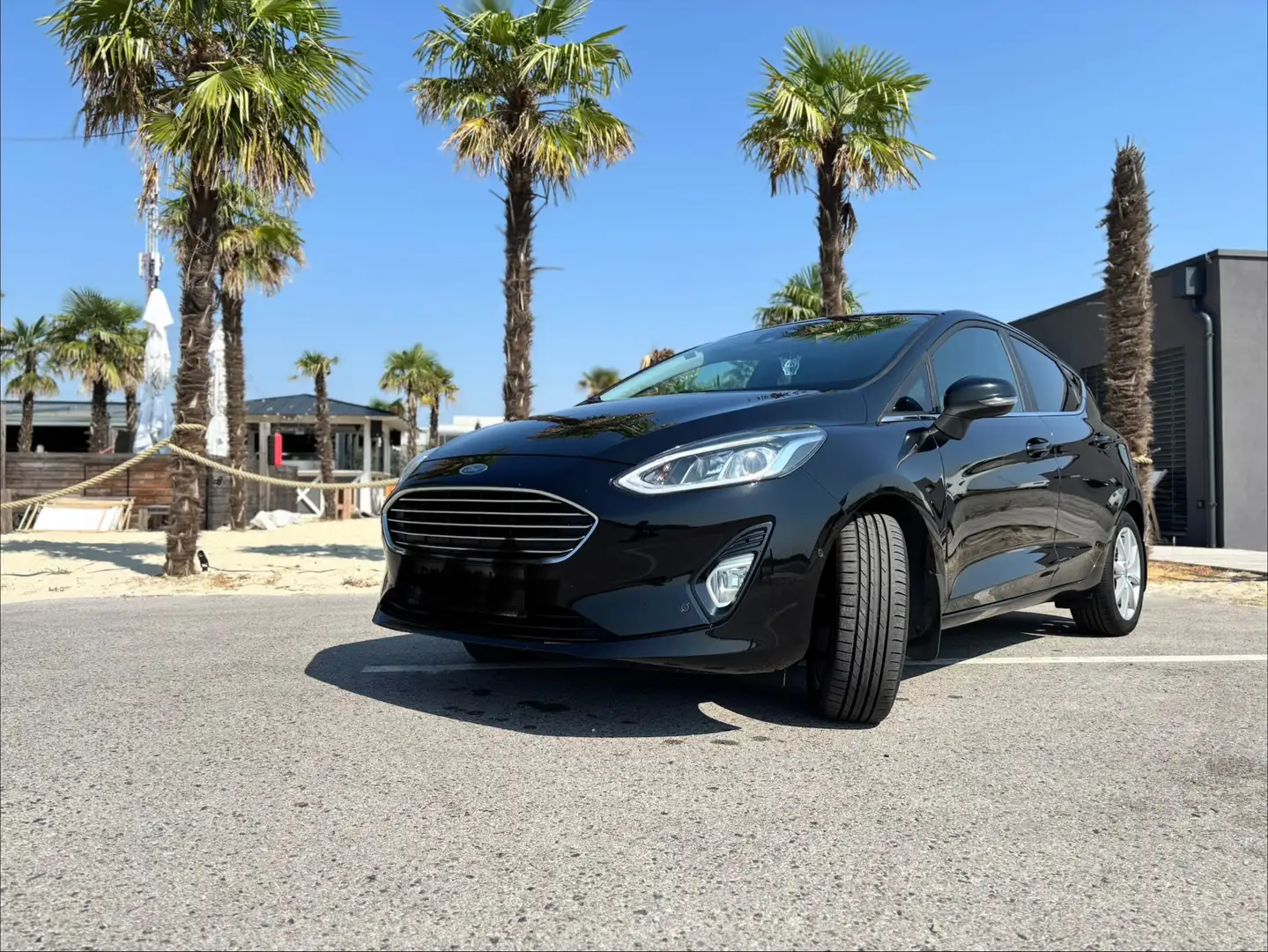 Ford Fiesta Fiesta Titanium 1,6 TDCi DPF Titanium Schwarz - 1