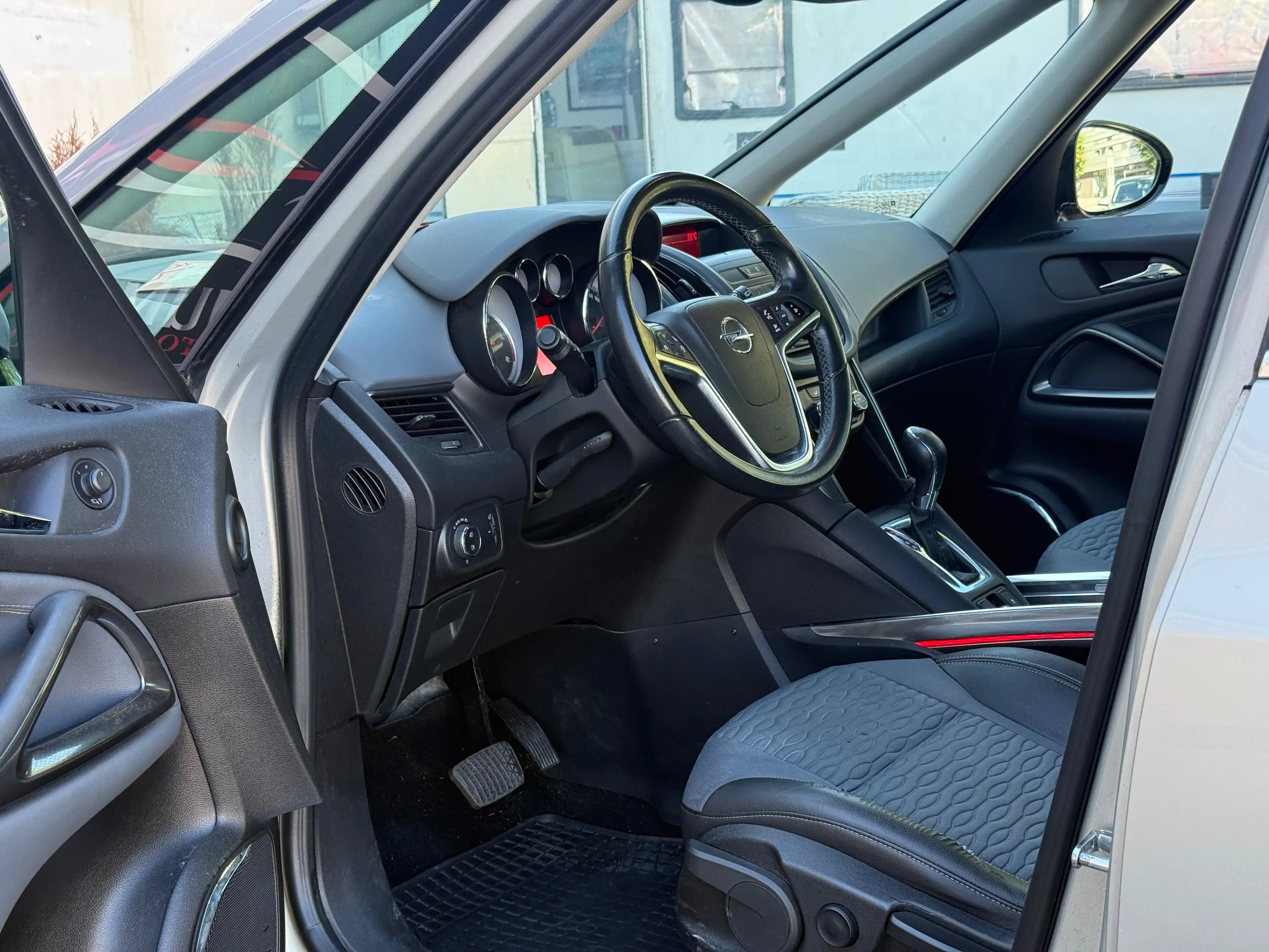Opel Zafira Tourer Innovation 7. Sitzer — photo 10