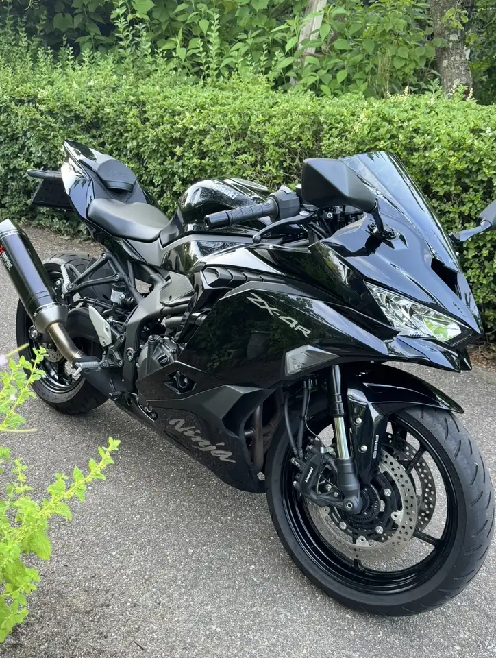 Kawasaki Ninja ZX-4RR
