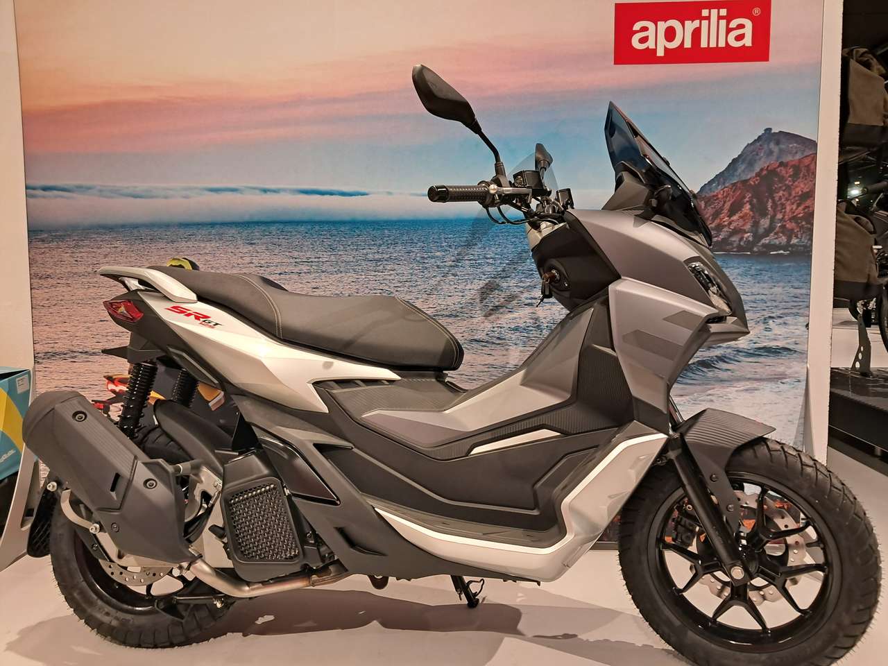 Aprilia SR GT 200 ABS
