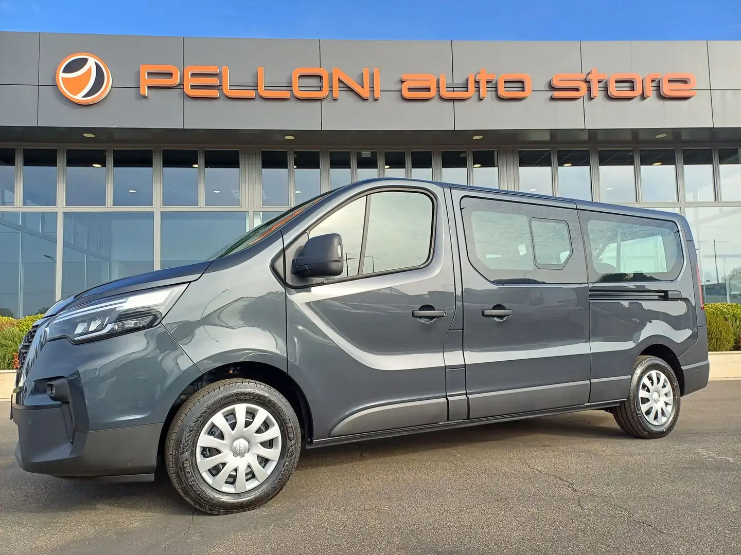 Nissan Primastar P.CONSEGNA 9POSTI PASSO LUNGO 150CV - PREZZO+IVA Nero - 1