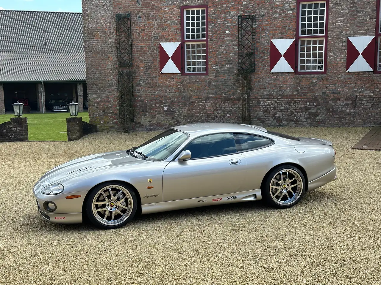 Jaguar XKR Arden X100 A-Type · 4,4 Liter · 462 PS, foto 2
