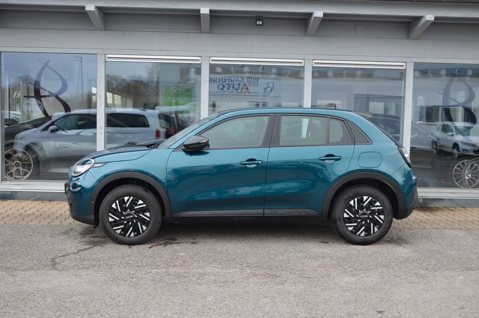 Fiat 600 Hybrid AUTOMATIK*PDC*ACC*CAM*LED*1.HAND Blau - 2