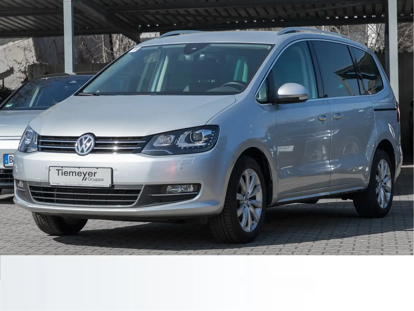 Volkswagen Sharan 1.4 TSI DSG HIGHLINE 7SITZE STHZG AHK KAM Silber - 2