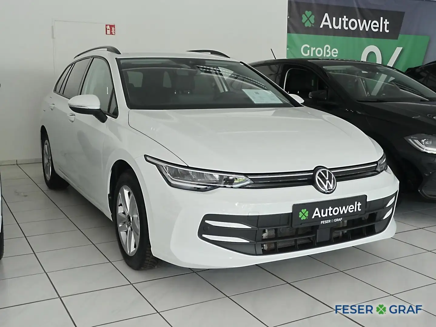 Volkswagen Golf Variant Life 1.5 eTSI DSG, SHZ,LED,ACC,NAVI Weiß - 2
