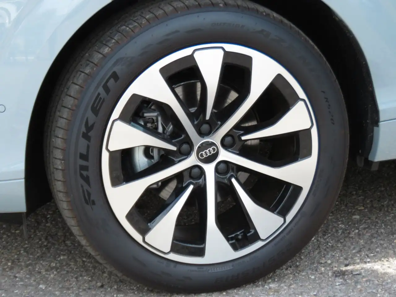 Audi Q3 SUV TFSI 110kW 2x S line LEDER PANO TECH+ 5