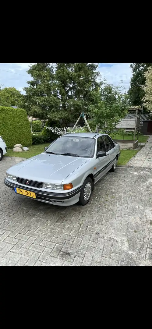 Mitsubishi Galant 1800 GLS - 2