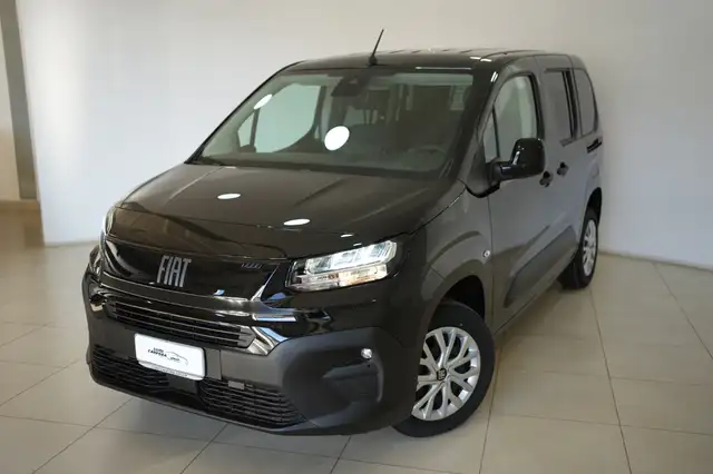 Fiat Doblo 1.5 BlueHdi 130CV AT8 Combi N1