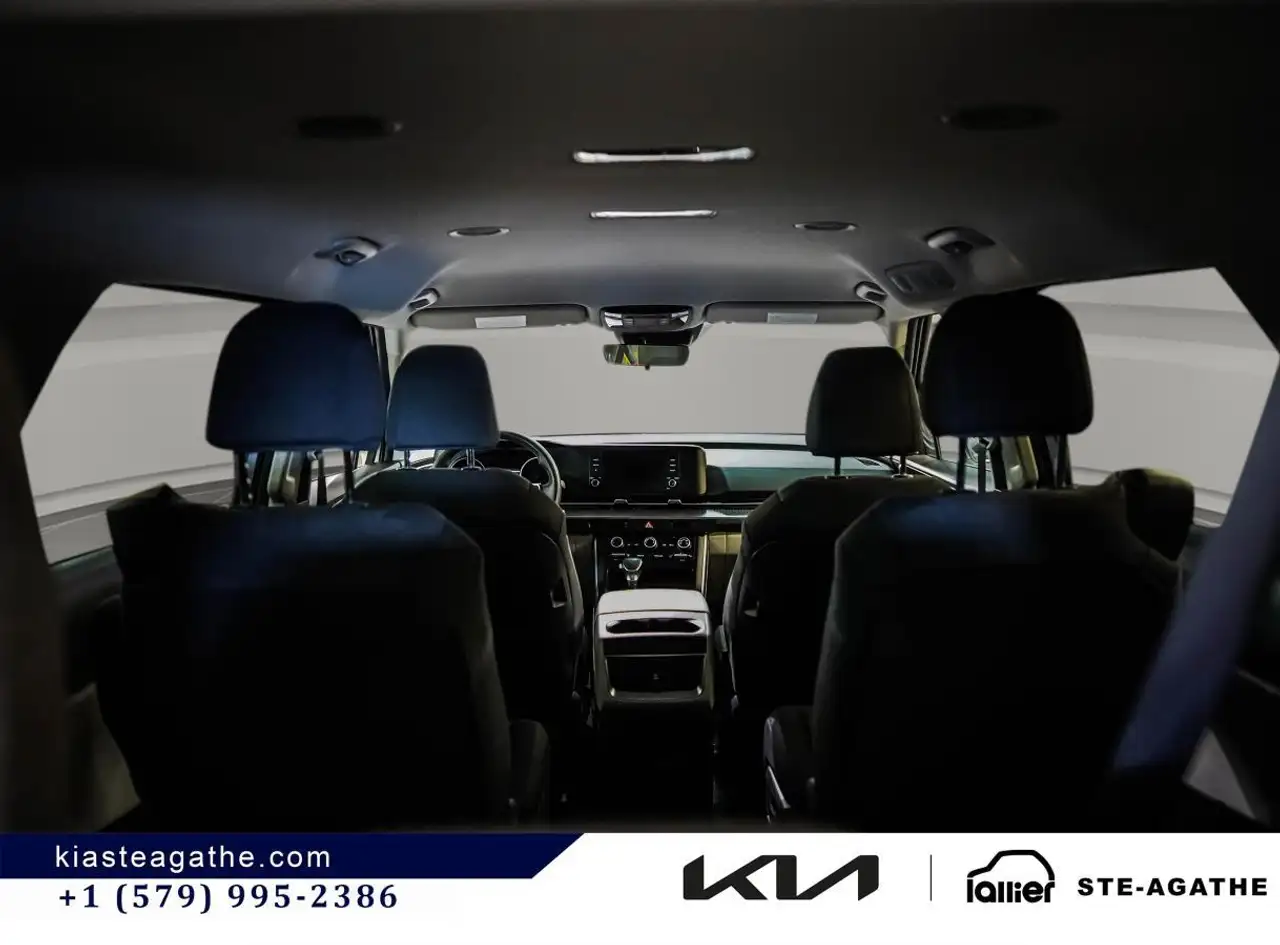Kia Carnival снимка Kia Carnival