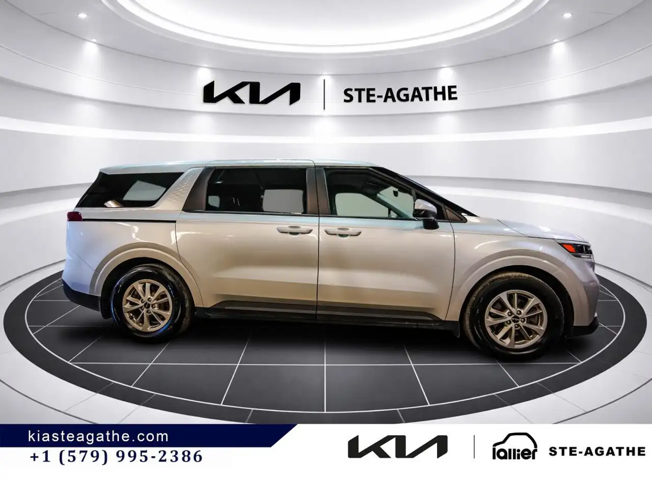Kia Carnival снимка Kia Carnival