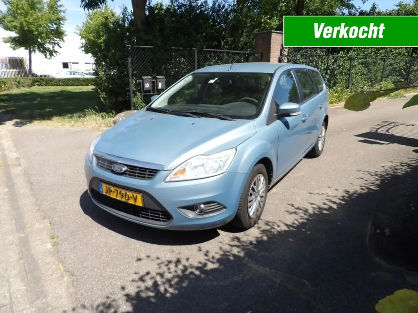 Ford Focus 1.6 wagon - airco - exportprijs! Grijs - 1