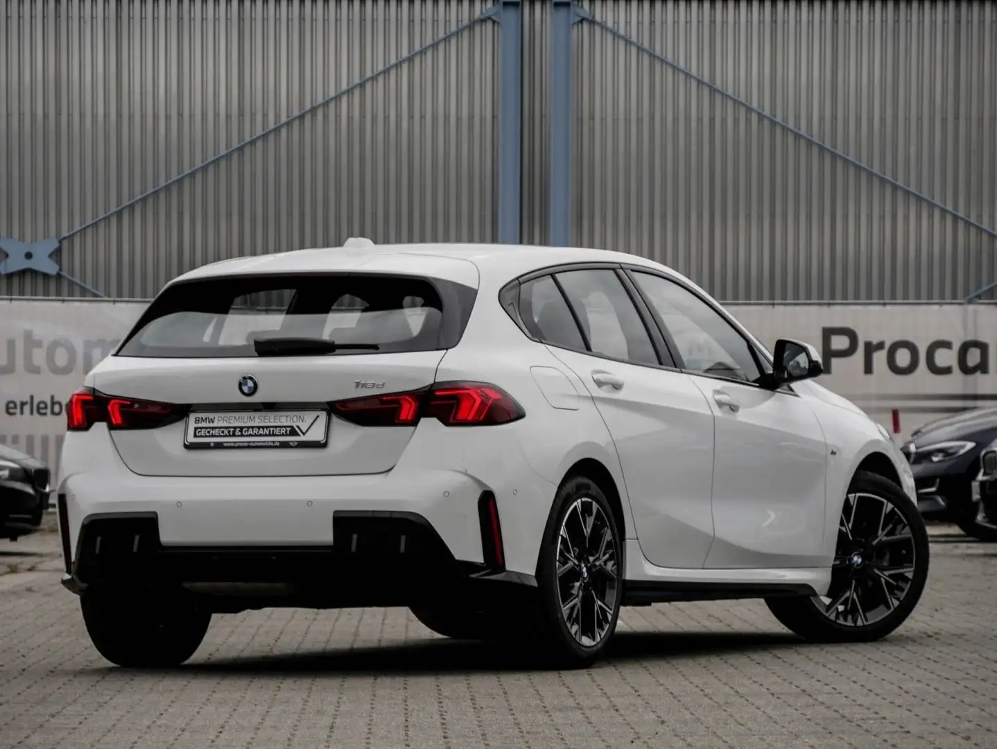 BMW 118 d M SPORT+ADAPT.LED+DA+PA+SHZ Blanc - 2