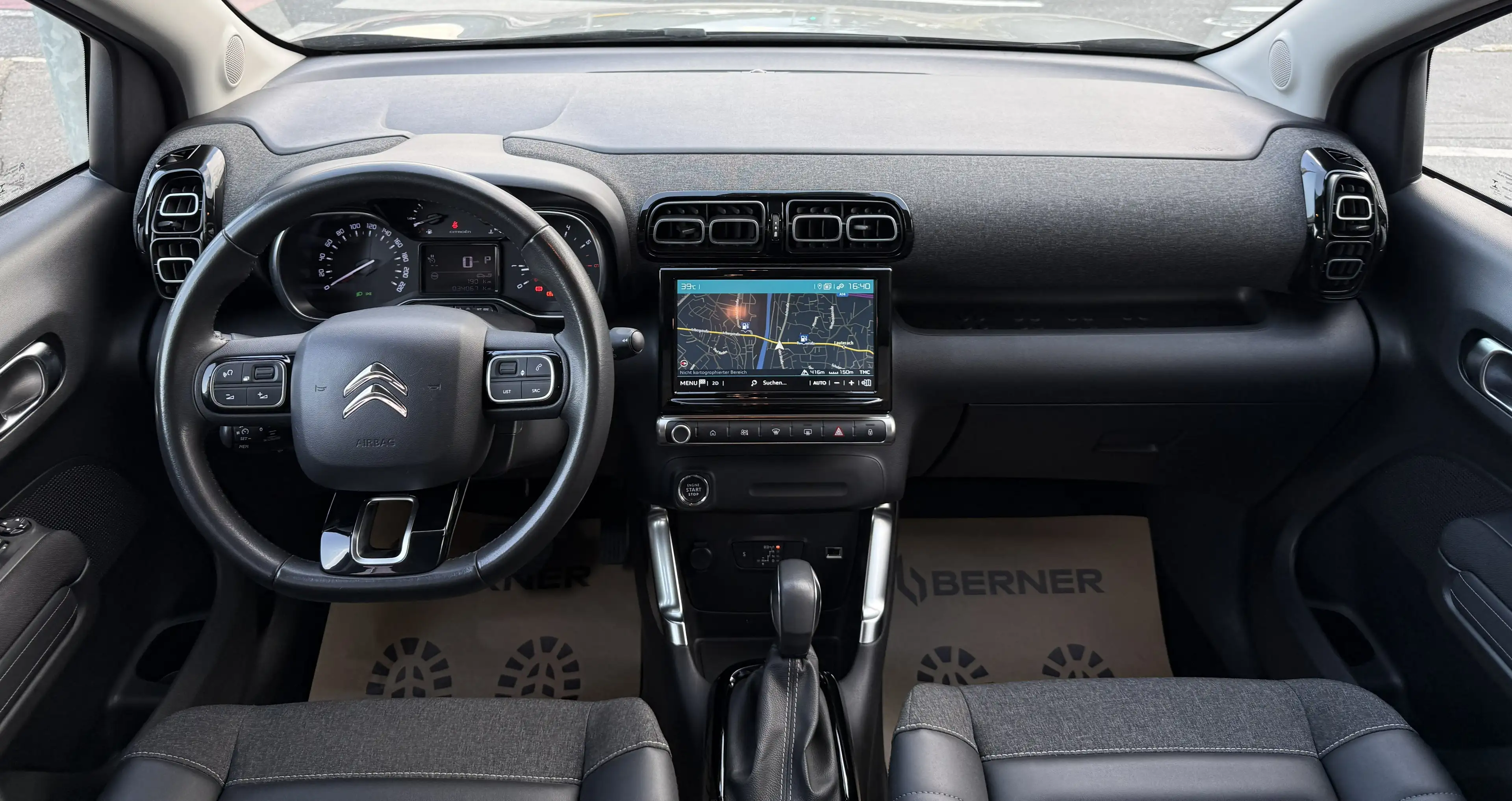 Citroen C3 Aircross Shine Pack Aut. *1.HAND* WENIG KM* KAMERA*NAVI*LED — photo 15