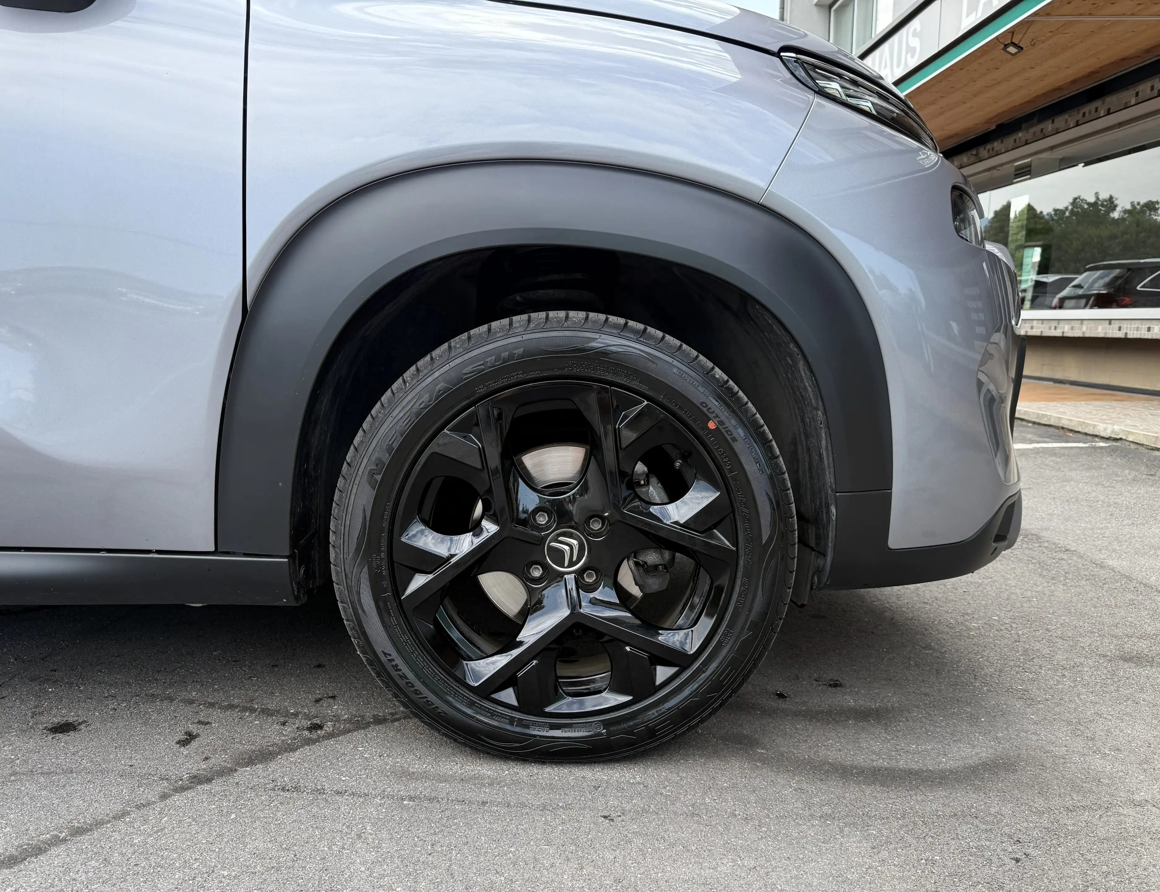 Citroen C3 Aircross Shine Pack Aut. *1.HAND* WENIG KM* KAMERA*NAVI*LED — photo 9