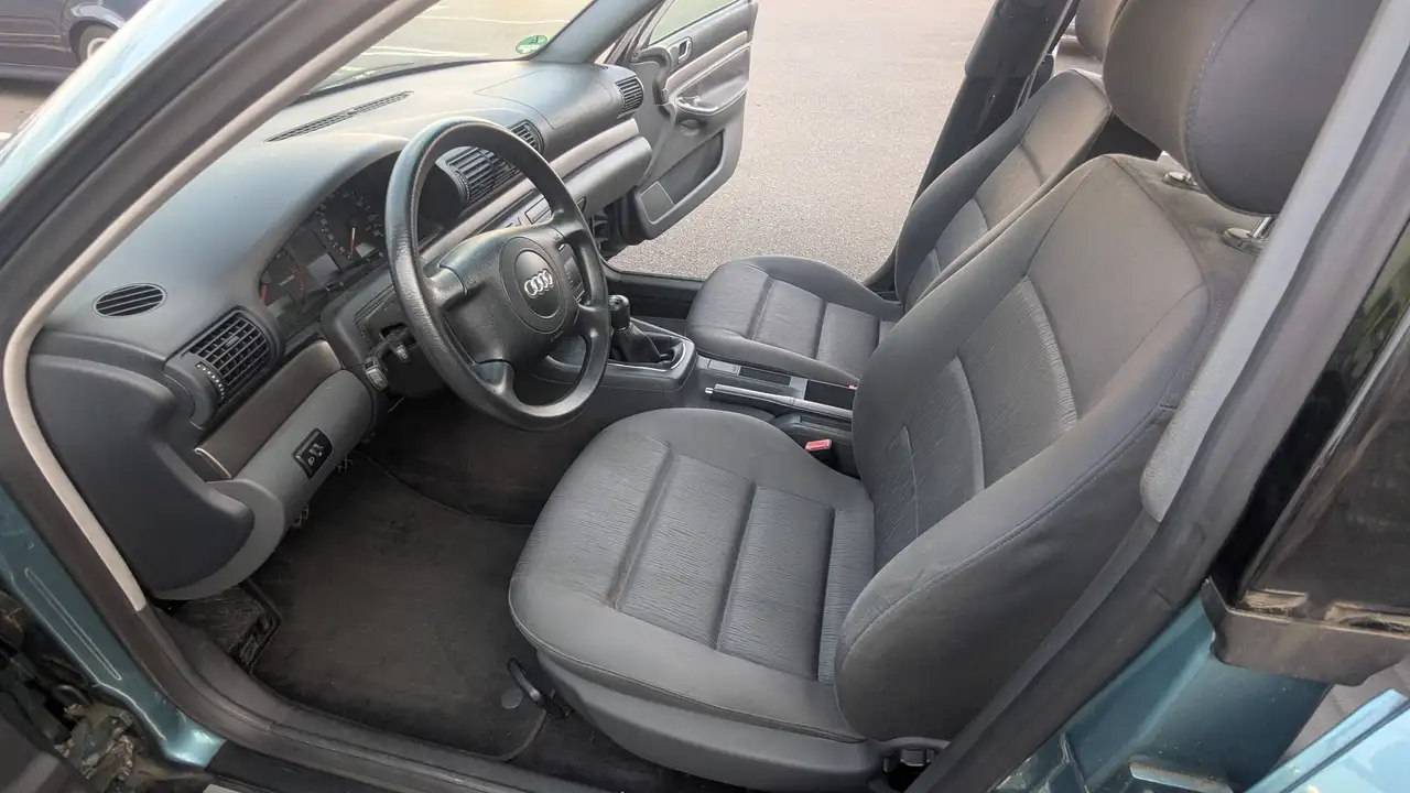 Audi A4 Avant 1.6, foto 3