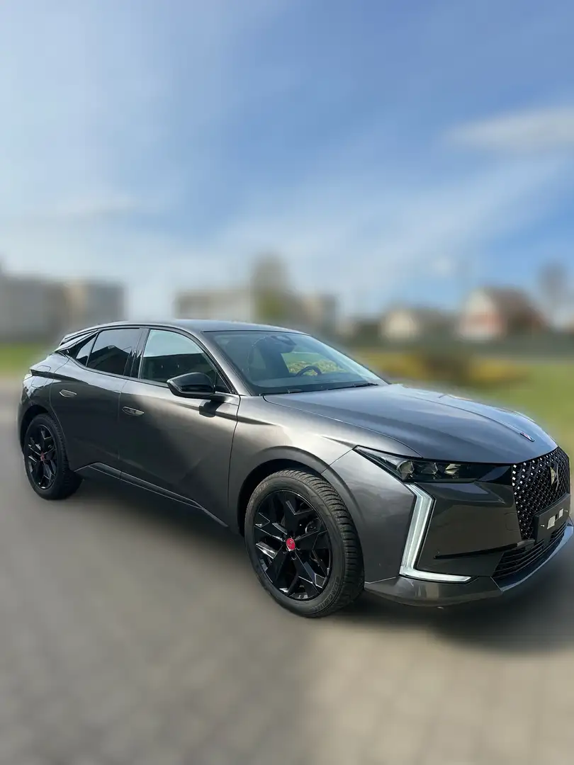 DS Automobiles DS 4 Grau - 1