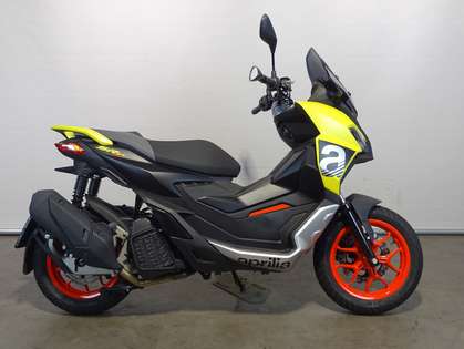 Aprilia SR GT 200 SPORT