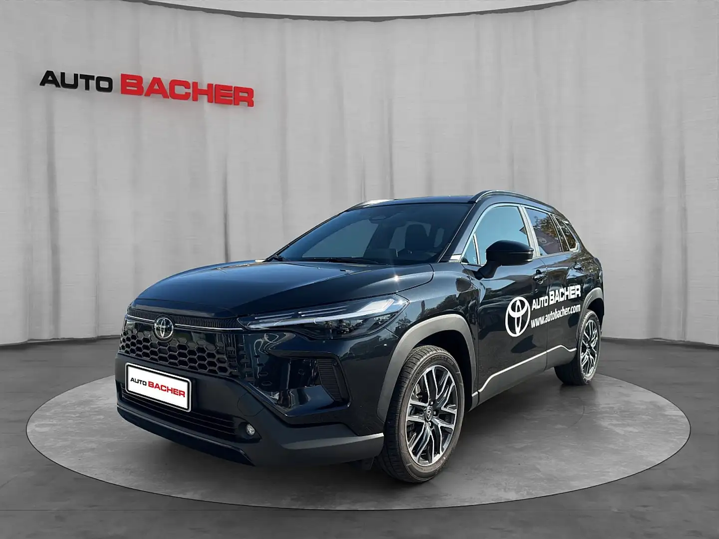 Toyota Corolla Cross 2,0 Hybrid Active Drive 2WD Noir - 1