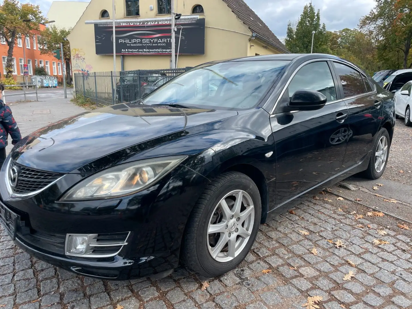 Mazda 6 LIMOUSINE 2.0 EXCLUSIVE*AUT.*GETRIEBESCHADEN* Schwarz - 1