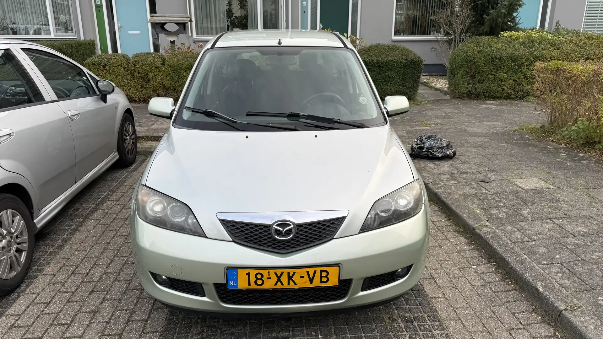 Mazda 2 1.4 Touring Groen - 2