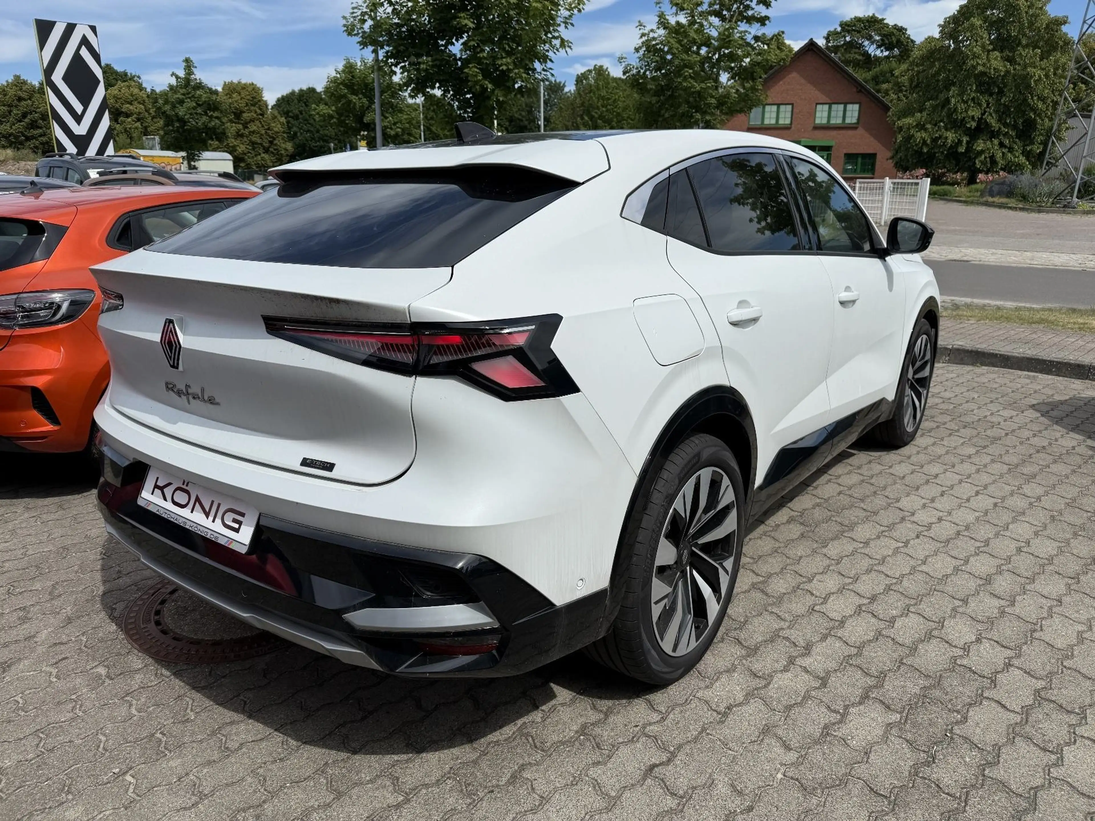 Renault Rafale Techno E-Tech Full Hybrid 200 — photo 3