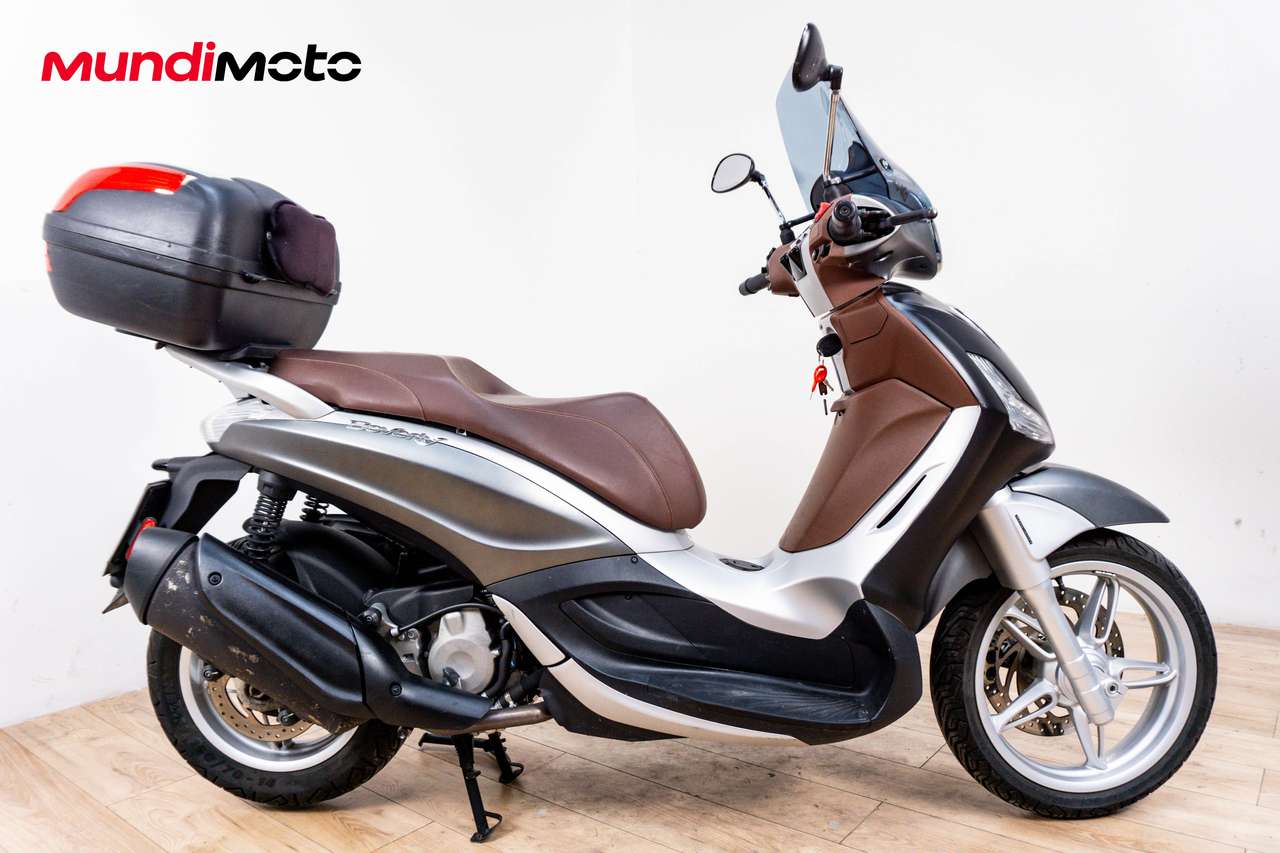 Piaggio Beverly 350