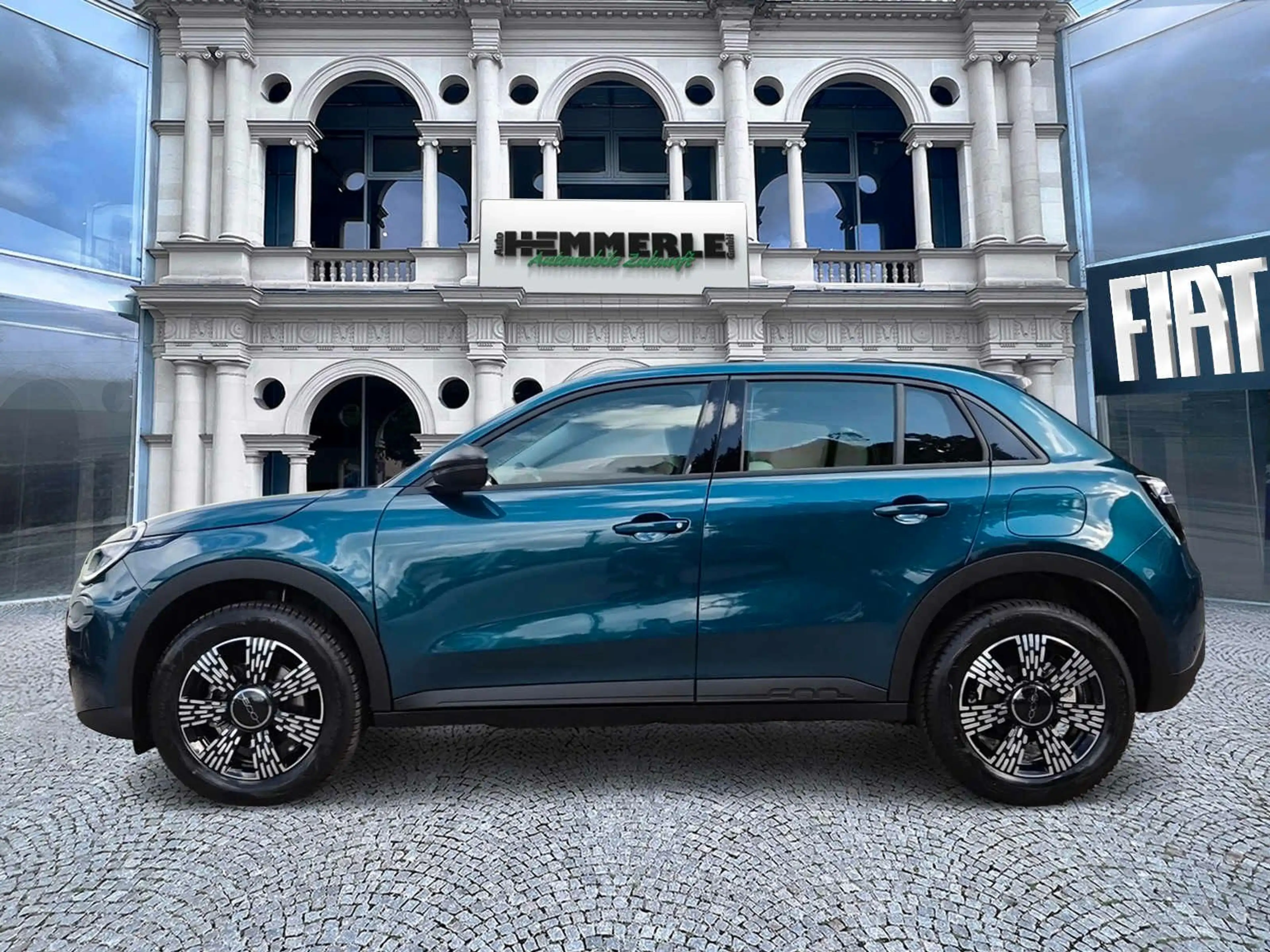 Fiat 600 Hybrid Business Edition mit Allwetterreifen — photo 2