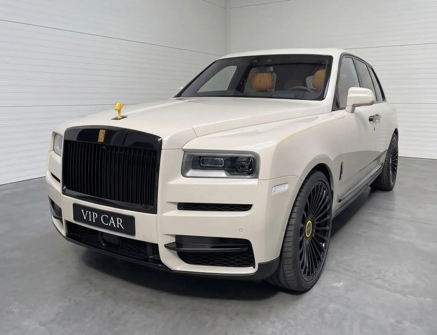 Rolls-Royce Cullinan Black Badge - 1