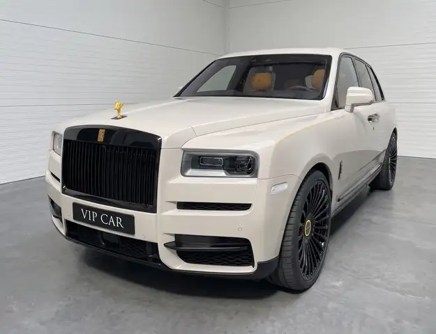 Rolls-Royce Cullinan Black Badge