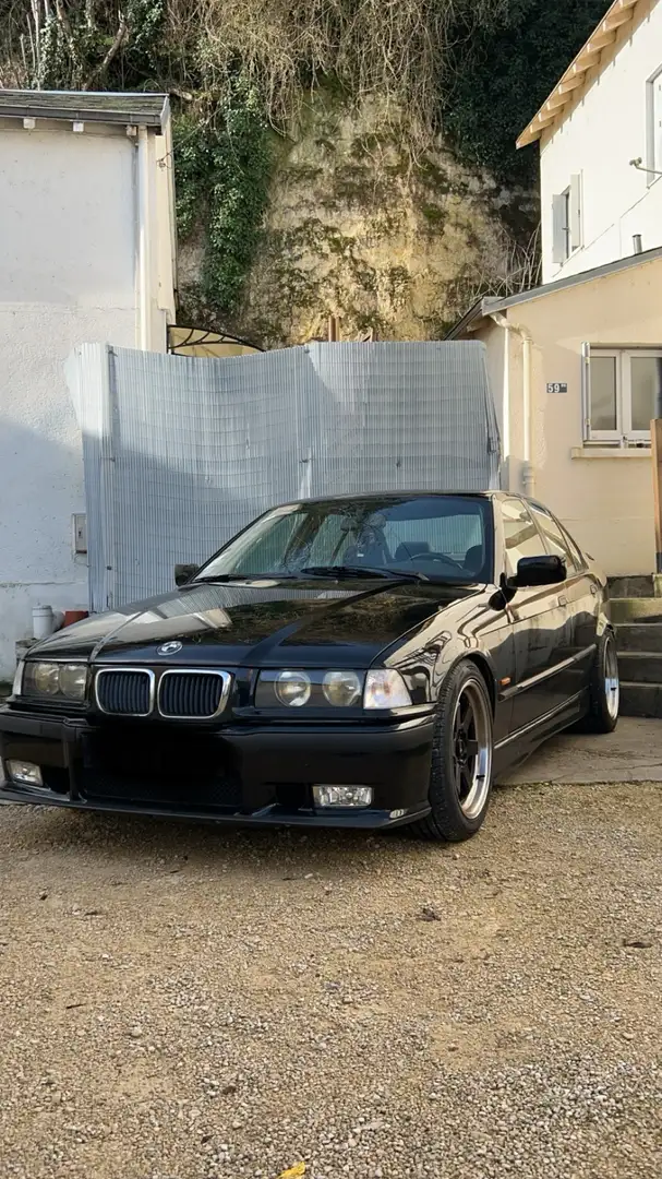 BMW 325 TDS Чорний - 1
